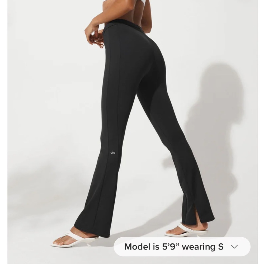 Alo High-Waist Zip It Flare Legging